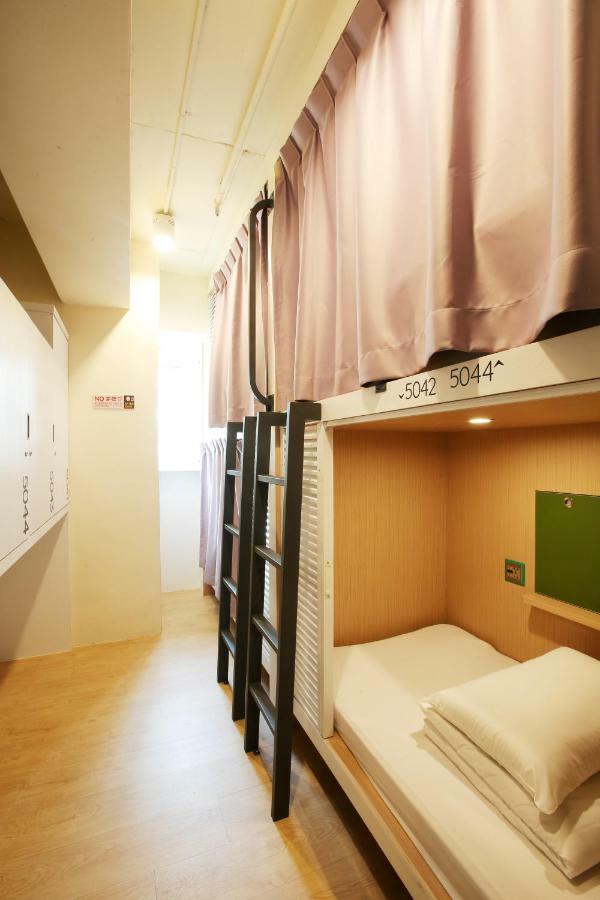 Loosha Hostel Taichung Exterior foto