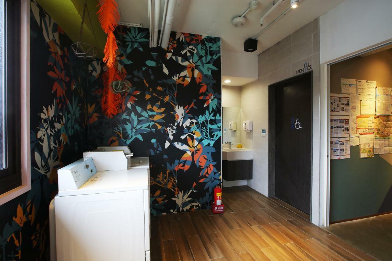 Loosha Hostel Taichung Exterior foto