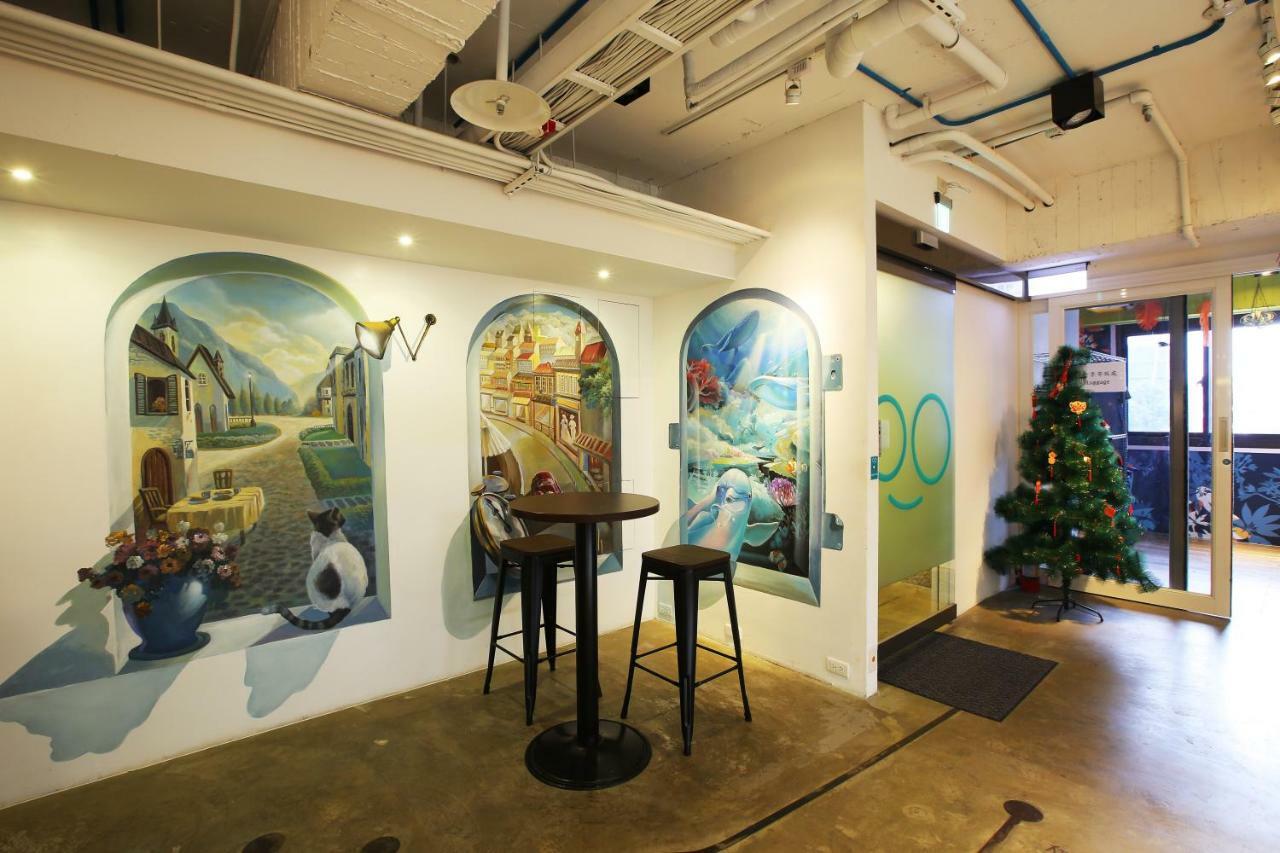 Loosha Hostel Taichung Exterior foto