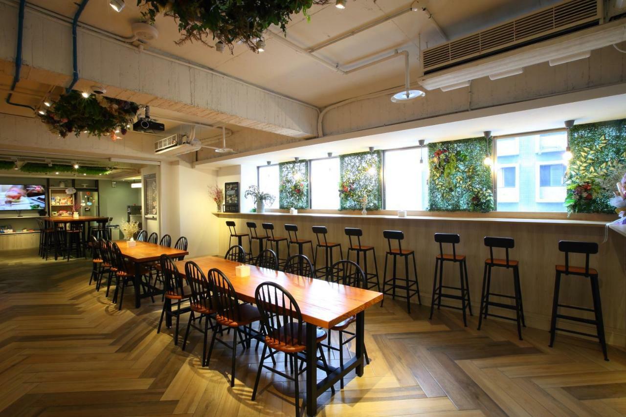 Loosha Hostel Taichung Exterior foto