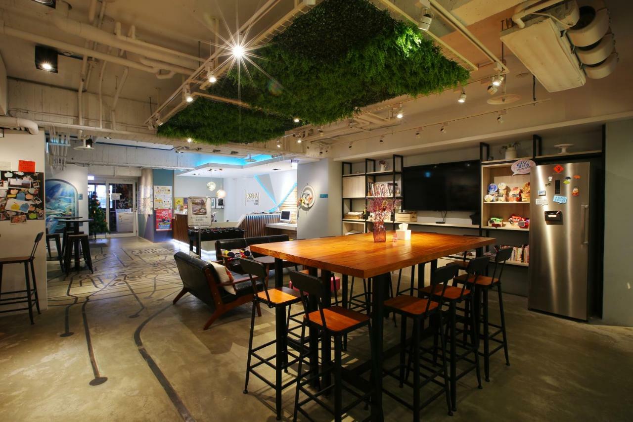 Loosha Hostel Taichung Exterior foto